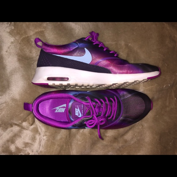 Nike Shoes - Air max Thea’s Nike Shoes - Air max Thea’s